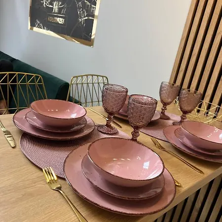 A213 Solny Apartment